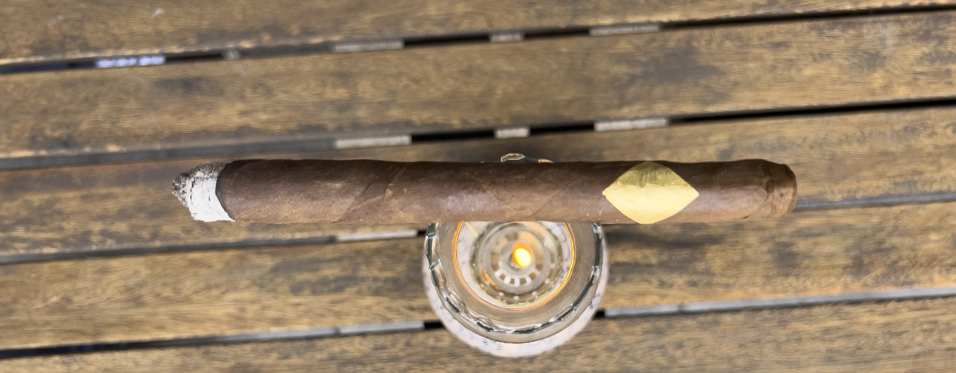 cavalier-geneve-black-ii-lancero