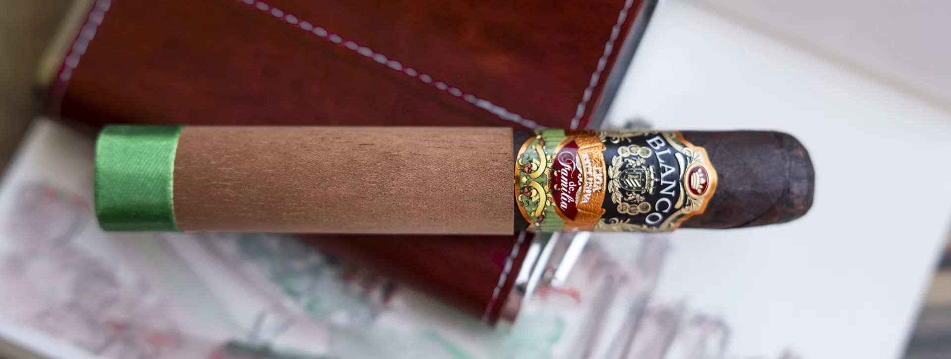 blanco-liga-exclusiva-de-familia-broadleaf-maduro-toro